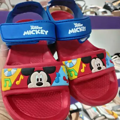 Sandalias mickey